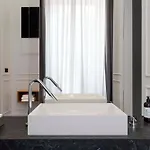 Habitat Boutique
