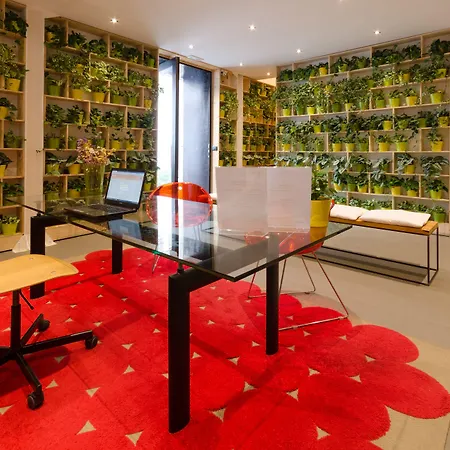 Hotel Habitat Boutique 4*