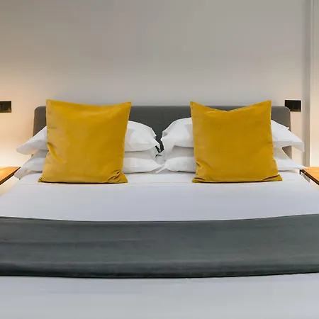 Hotel Habitat Boutique 4*