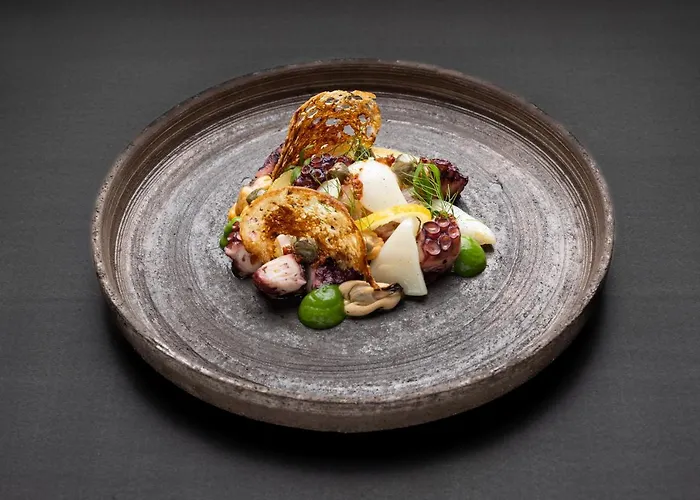 מלון Habitat Boutique 4*