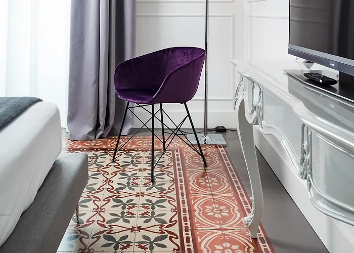 מלון Habitat Boutique 4*