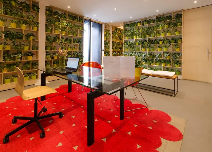 מלון Habitat Boutique 4*