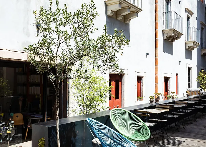 מלון Habitat Boutique