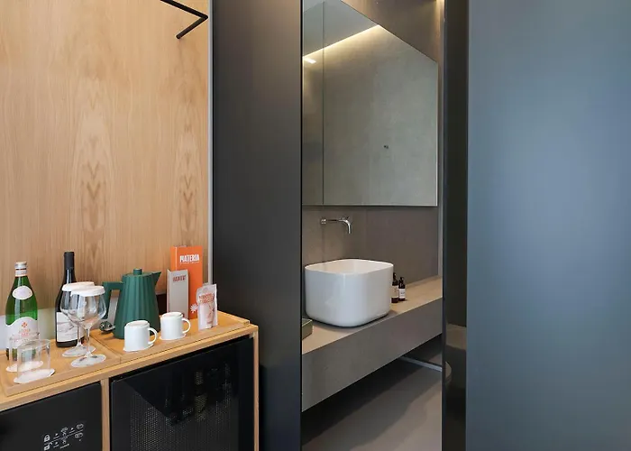 מלון Habitat Boutique